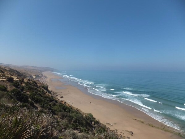 Plage Rmilet accès à pied ou par transport. l'atlantique à perte de vue.