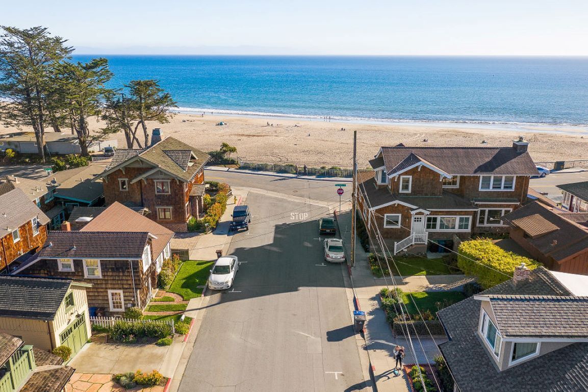 Beach Lovers Retreat Pleasure Point 2024 Prices Vrbo