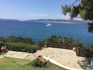 view Spetses from  the garden 