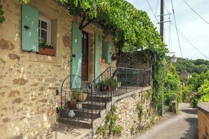 Kitchen Entrance