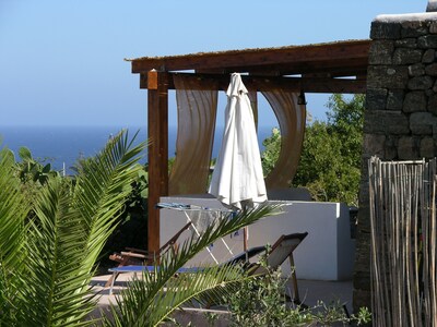 Pantelleria (Dammuso) unvergessliche Villa mit Meerblick ruhig und Sonnenuntergänge 