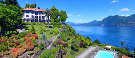 Villino San Remigio, Pallanza, Lake Maggiore - NORTHITALY VILLAS vacation rental