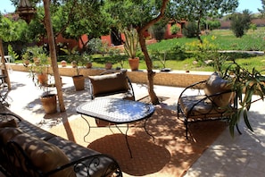 terrasse du batiment principal