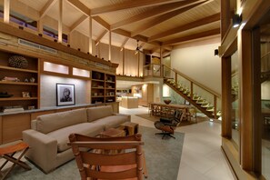 Interior - Living Room 