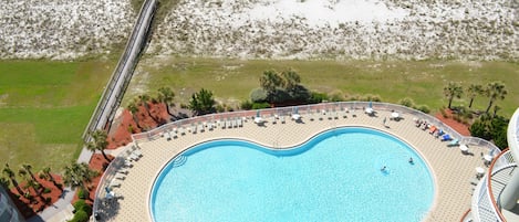 Olympic sized pool- Largest on Navarre Beach











