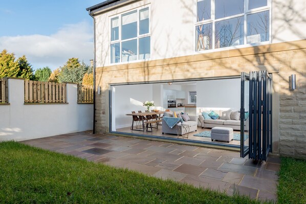 Bi fold doors open in the lounge