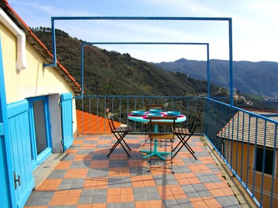 Ein Nest in der Nähe der Cinque Terre, wunderschöne Terrasse mit herrlichem Blick