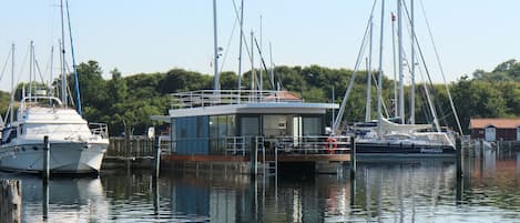 Terasse Hausboot FJORDBLIK