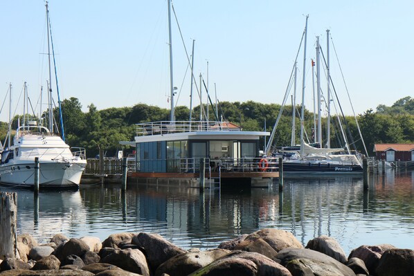 Terasse Hausboot FJORDBLIK