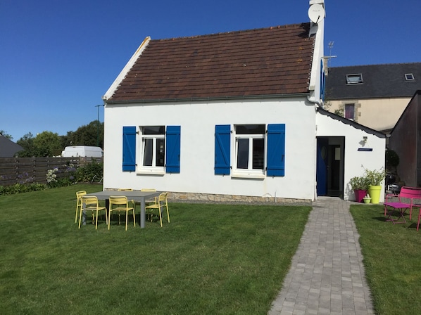 Belle maison de pêcheur plages et commerces à pieds