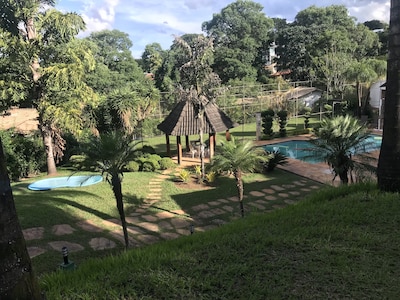 Linda casa Ideal para fins de semana, férias e feriados em família e amigos 