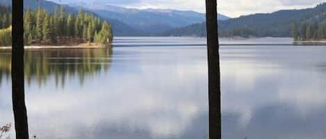 Breathtaking views await you at Payette Lakefront Lodge!