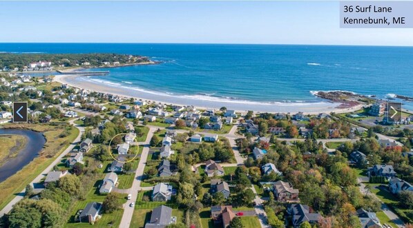 Aerial photo of distance to beach from 36 Surf Lane