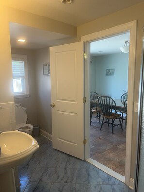 2nd bathroom w/ stall shower