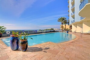 Gulf Front pool