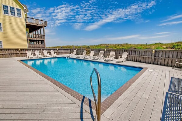 Surf-or-Sound-Realty-Sea-Whisper-368-Pool-1