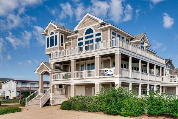 surf-or-sound-realty-solare-404-exterior