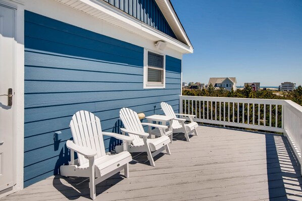 Surf-or-Sound-Realty-Island-Breeze-790-Top-Deck-Ocean-View