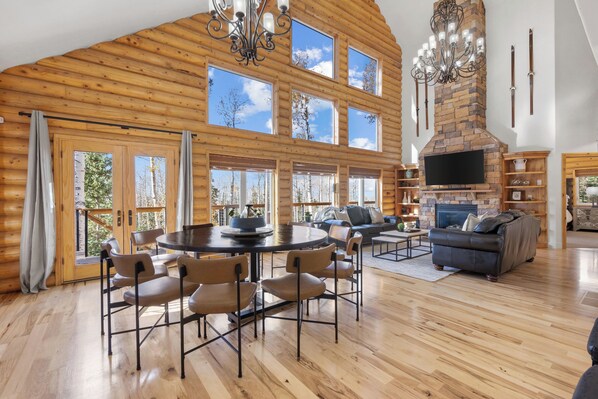 Brian Head Vacation Rental Cabin | 5BR | 4BA | 3,550 Sq Ft | Stairs Required