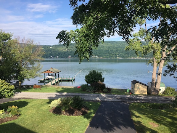 100 ft beachfront; level plot