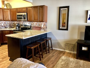 Great little bar area in the kitchen/living area.