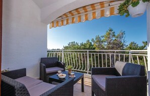 balcony-terrace