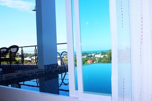 Kata Sea View Villa, Pool & Chef B2