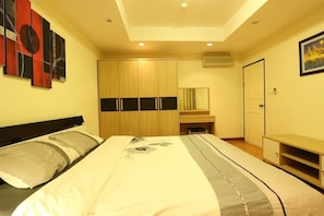 Spacious 2 BR. 140 Sqm. Central Located
