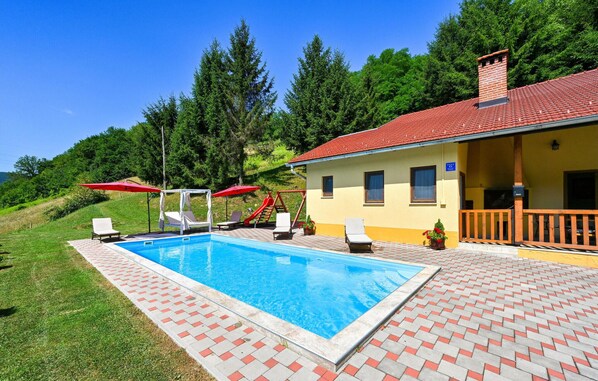 pool