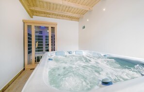 hot-tub