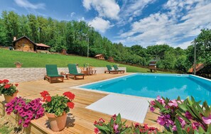 pool