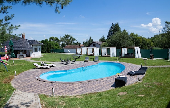 pool