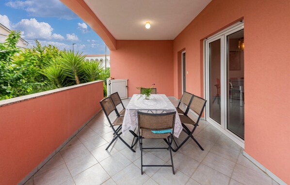 balcony-terrace