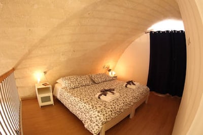 Holiday home L'Alloro with private parking - MATERA