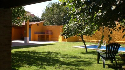 Casa convertida en un pueblo típico de Ribatejo con capacidad para 4-5 personas con piscina