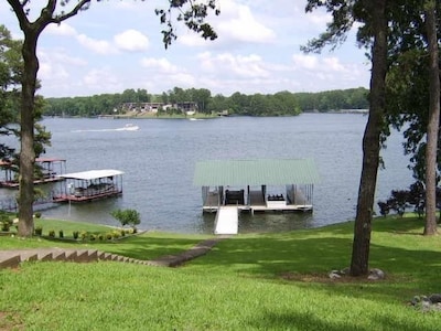 'P' Perfect Home On Lake Hamilton With 4 Bedrooms And Awesome View