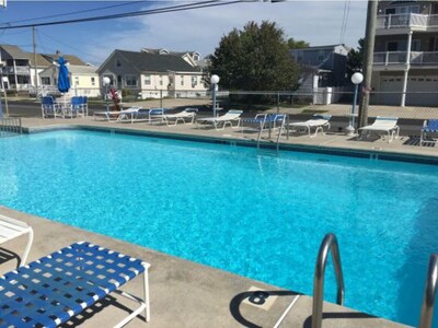 Luxury Condo Vacation Rental - North Wildwood - 1 Block to BEACH