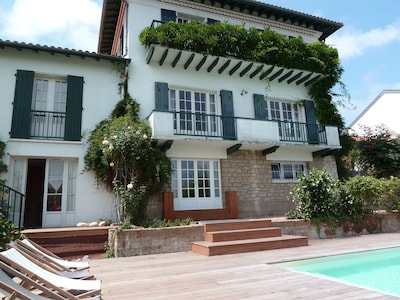 Magnifique Villa avec piscine chauffée à Bayonne centre ville.