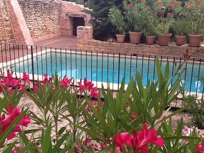 Provence, Gordes, Country House, Swimming Pool, Tower  view