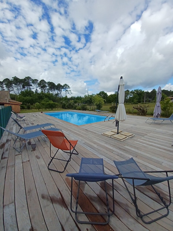 Nouvelle terrasse de piscine (fin 2023)