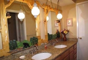 Guest Bathroom 