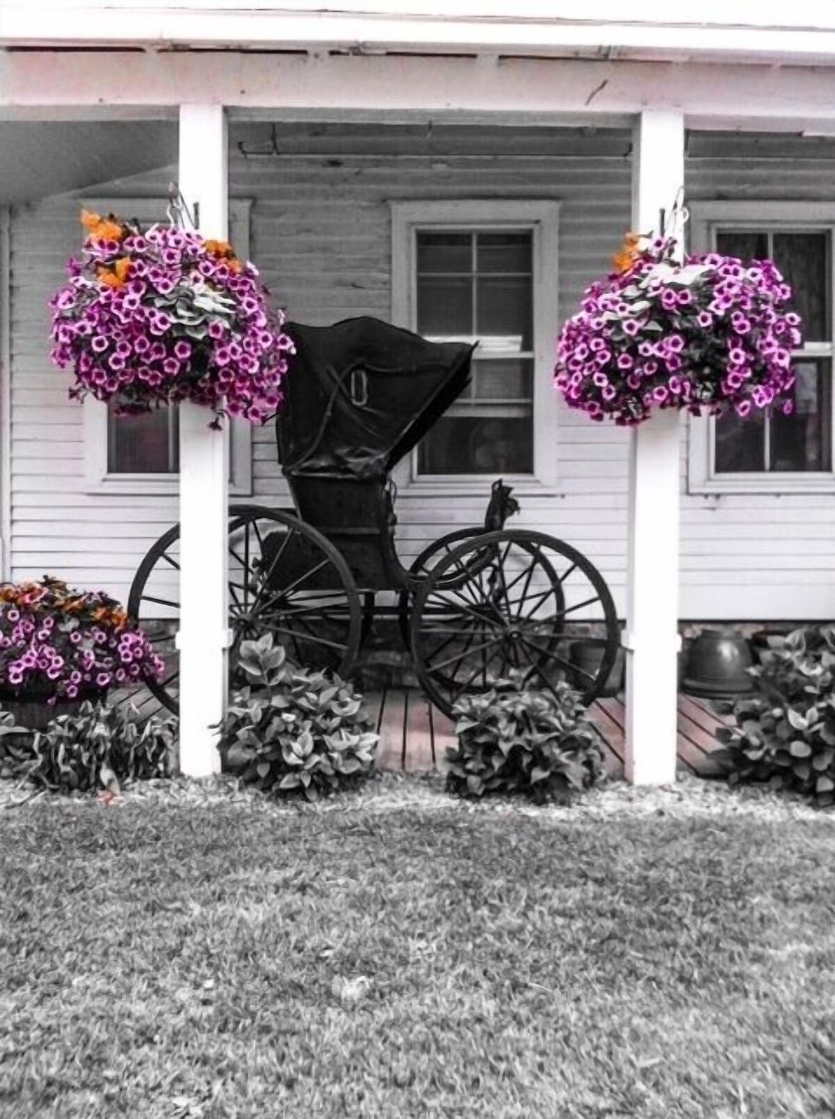 Mackinac Island Condo MONTHLY RENTAL ONLY Condo has Great Lakes & Main St. views