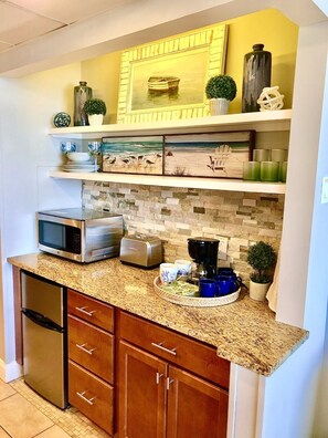 The kitchenette area is well appointed!