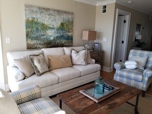 Den  area
