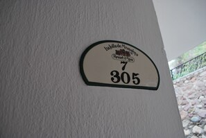 Building 7 (best building)
3rd floor, #305