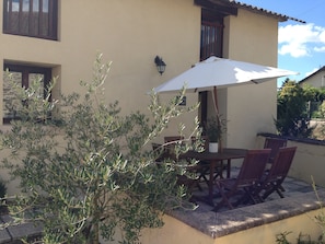 Farriers Cottage Patio