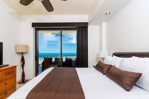 Both bedrooms face the ocean