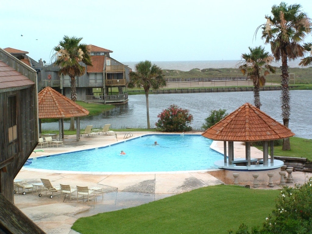 Matagorda Beach Condo Pool Internet Matagorda