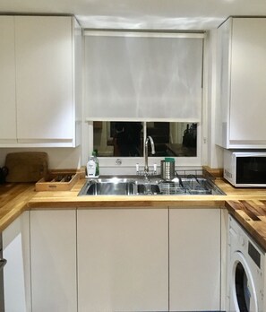 Solid wood worktops in the kitchen.