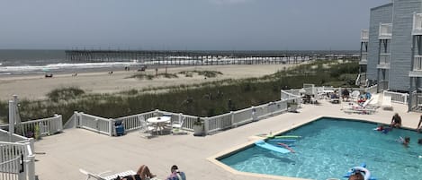 The unit faces the pool, beach & the famous Ocean Isle Beach Pier